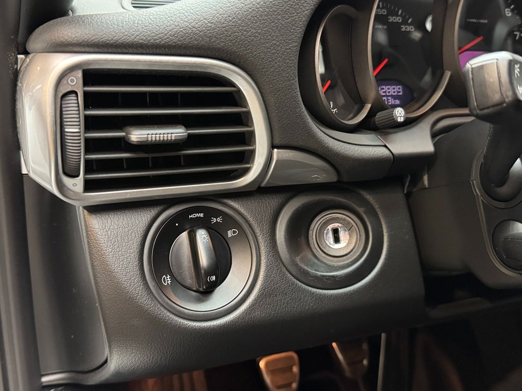 Porsche 997.2 Carrera GTS