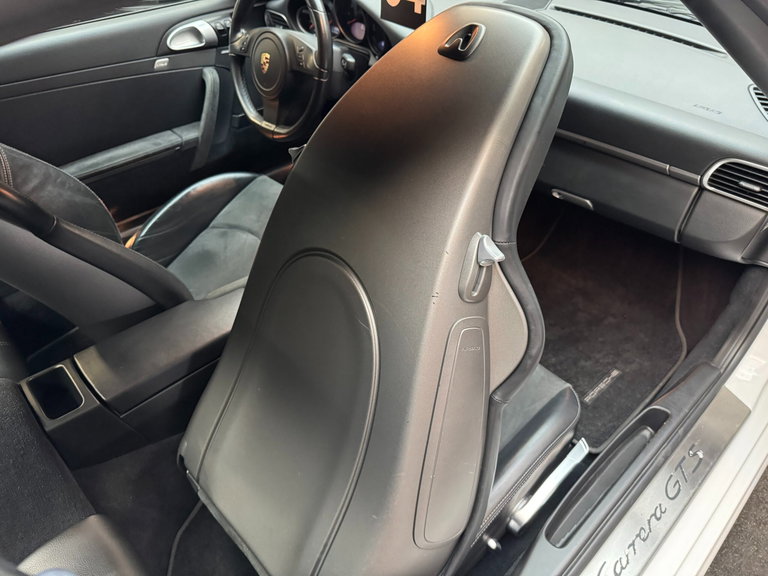 Porsche 997.2 Carrera GTS