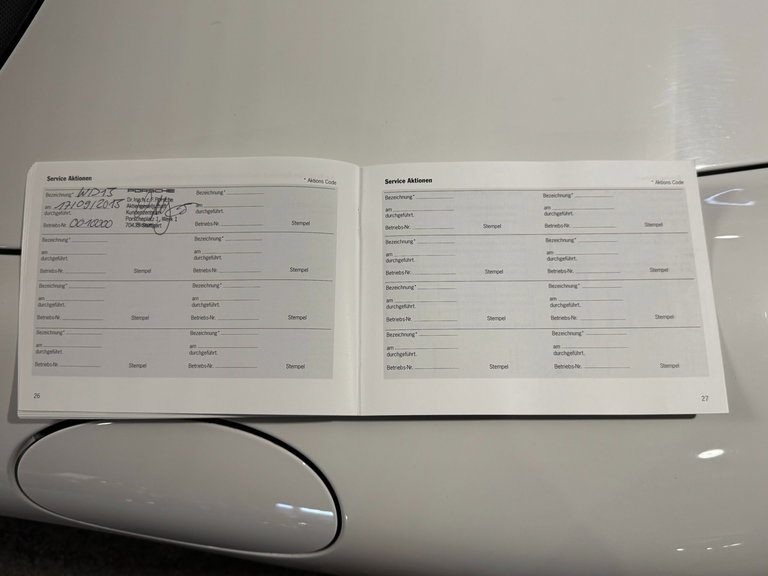 Porsche 997.2 Carrera GTS