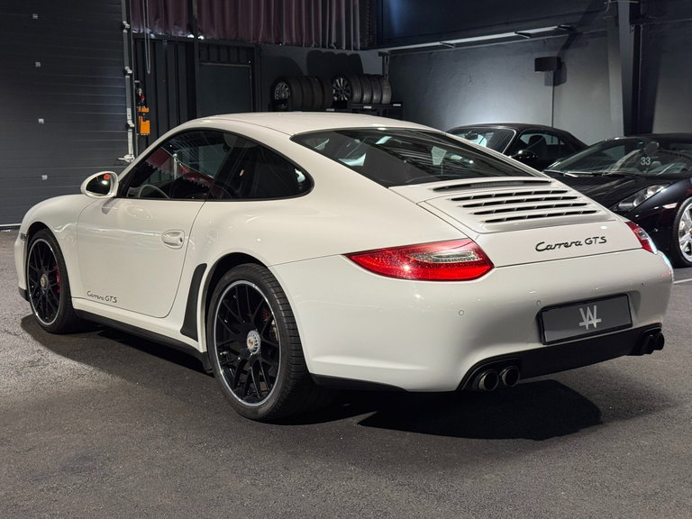 Porsche 997.2 Carrera GTS