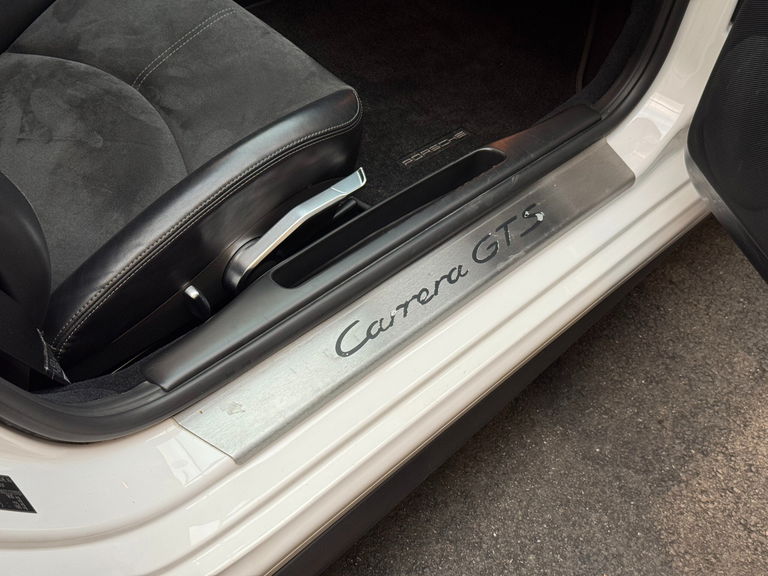 Porsche 997.2 Carrera GTS