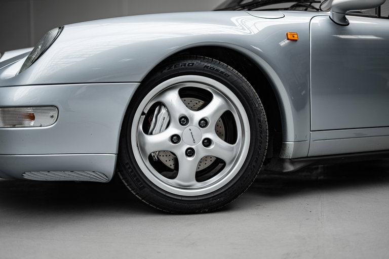 Porsche 993 Carrera 4