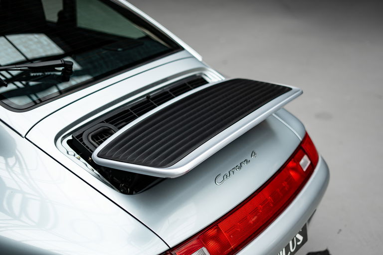 Porsche 993 Carrera 4