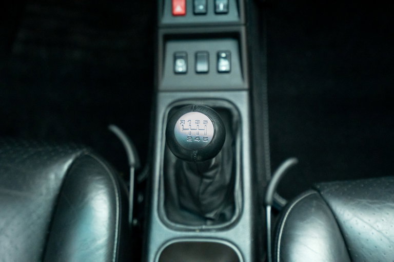 Porsche 993 Carrera 4