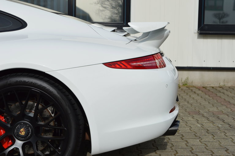 Porsche 991 Carrera GTS