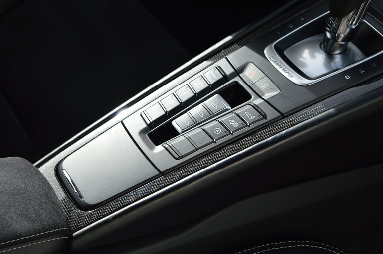 Porsche 991 Carrera GTS