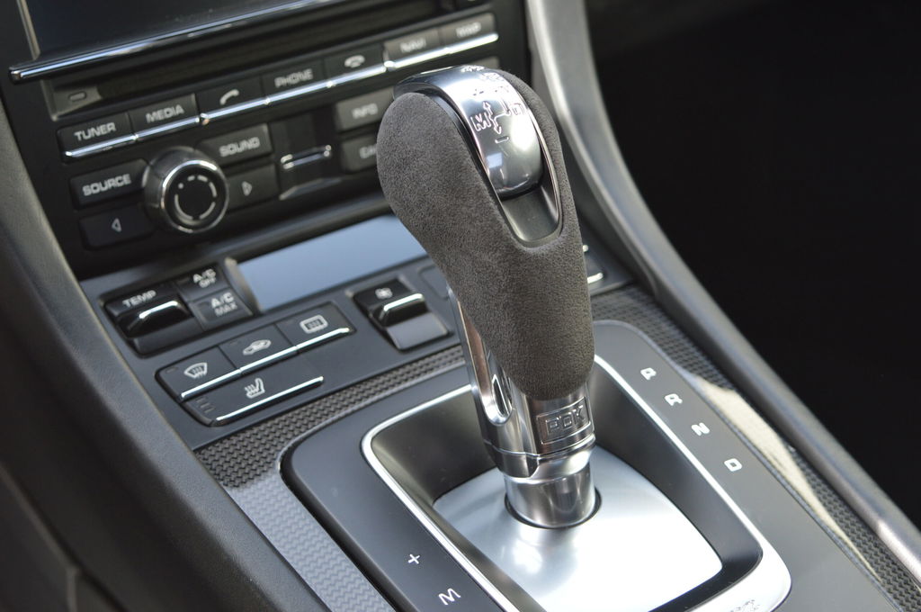 Porsche 991 Carrera GTS