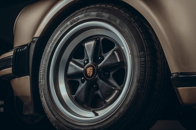 Porsche 911 Turbo 3.3