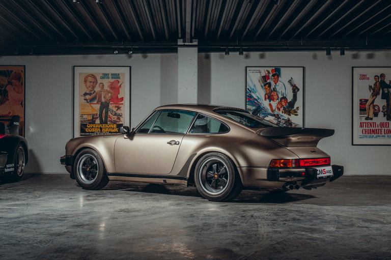 Porsche 911 Turbo 3.3