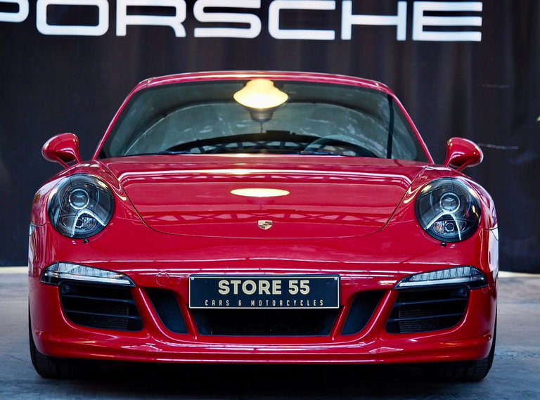 Porsche 991 Carrera GTS
