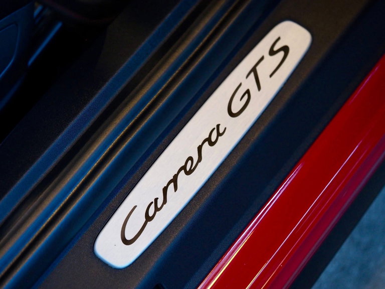 Porsche 991 Carrera GTS