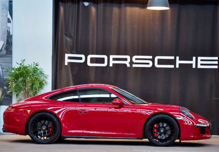Porsche 991 Carrera GTS