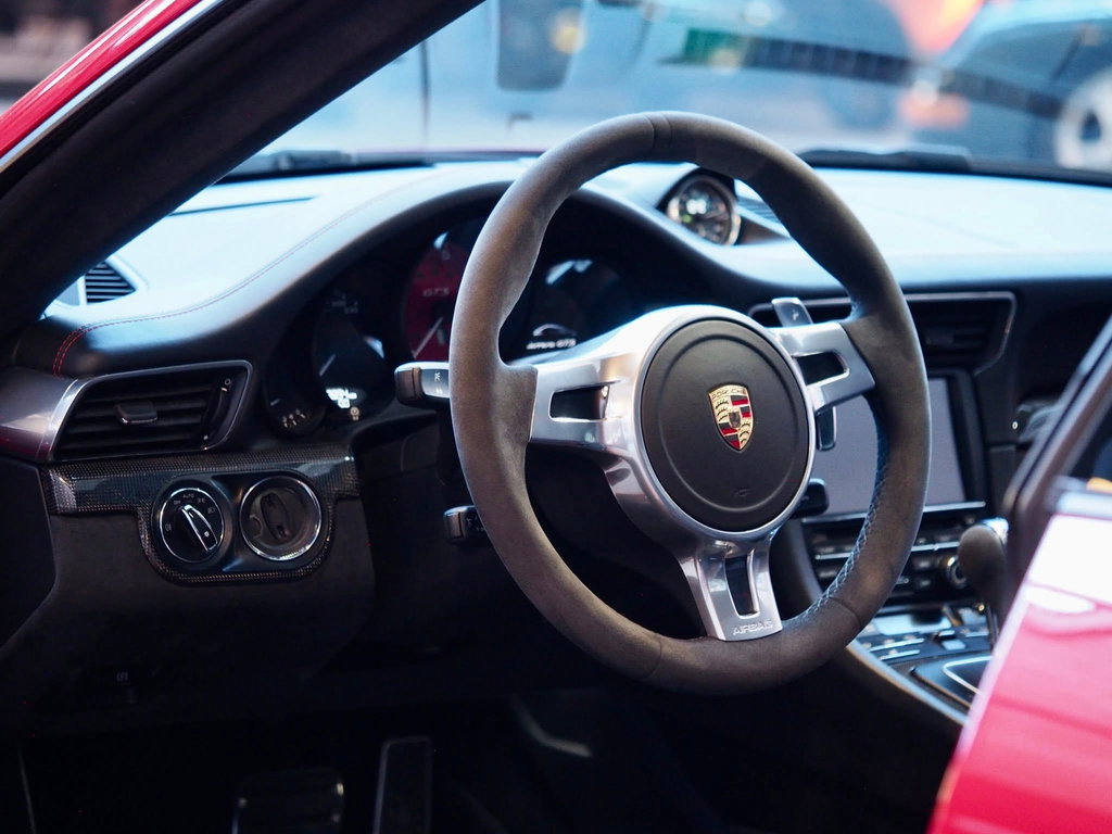 Porsche 991 Carrera GTS