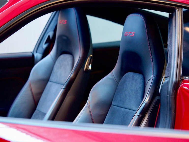 Porsche 991 Carrera GTS