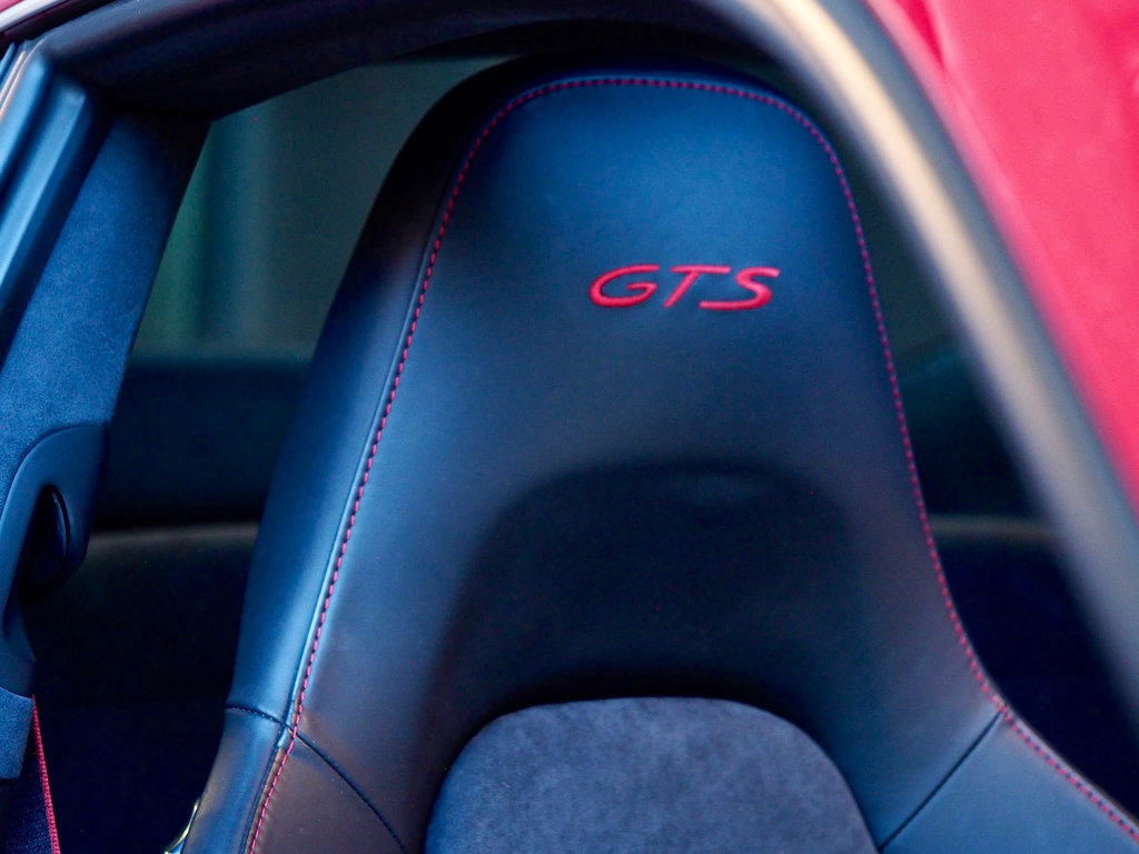 Porsche 991 Carrera GTS