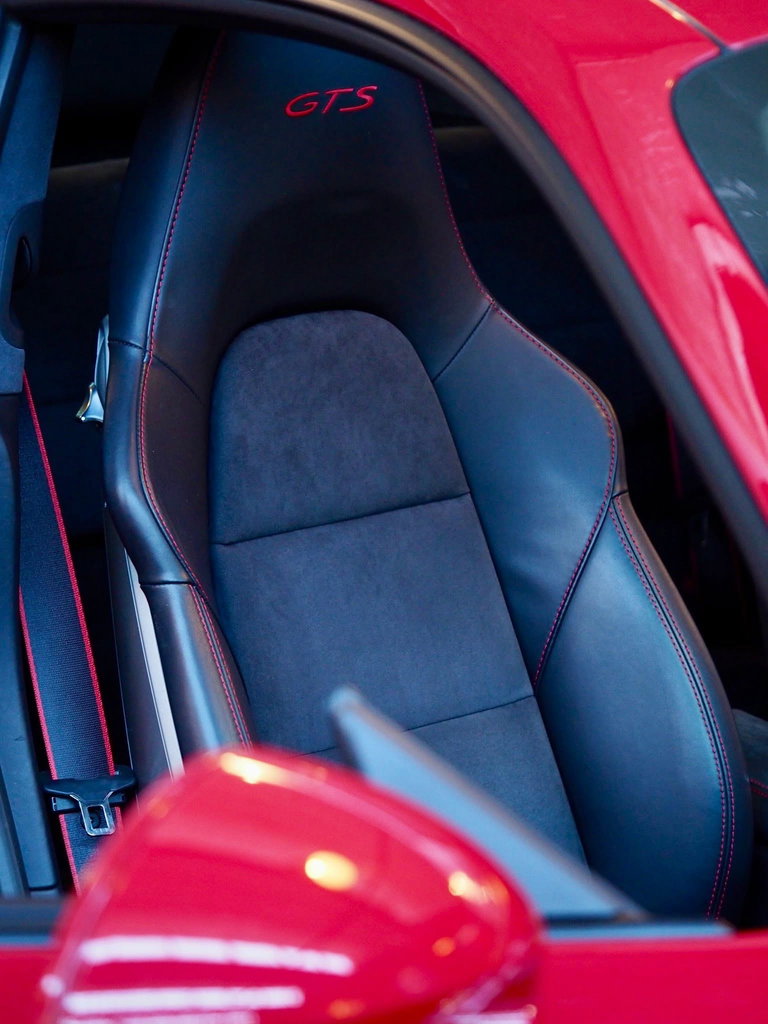 Porsche 991 Carrera GTS