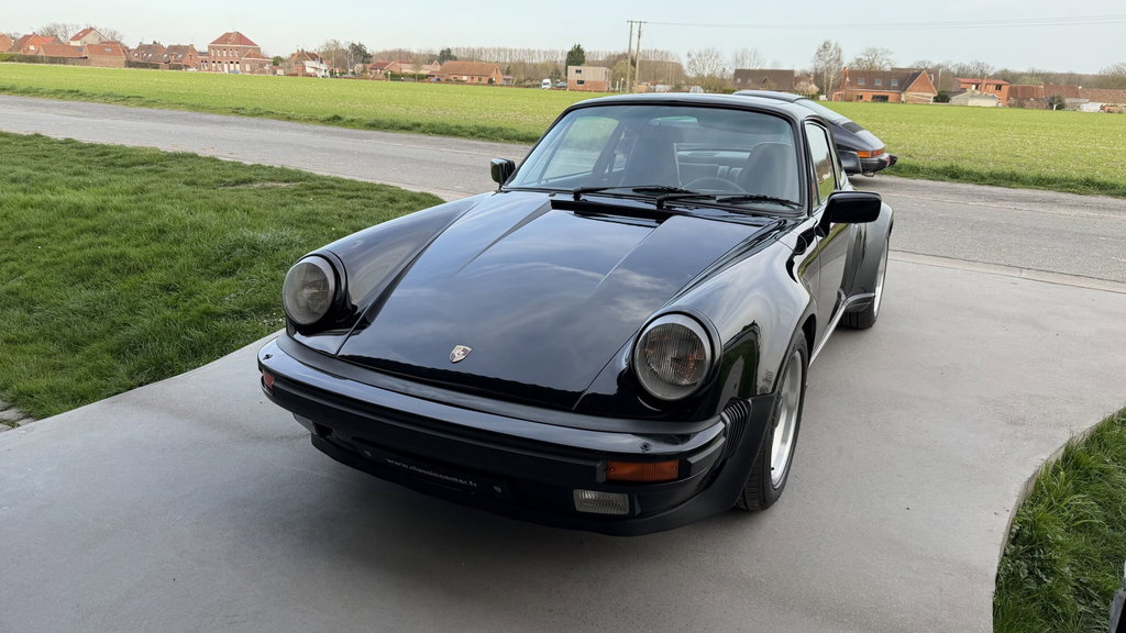 Porsche 911 Turbo 3.3