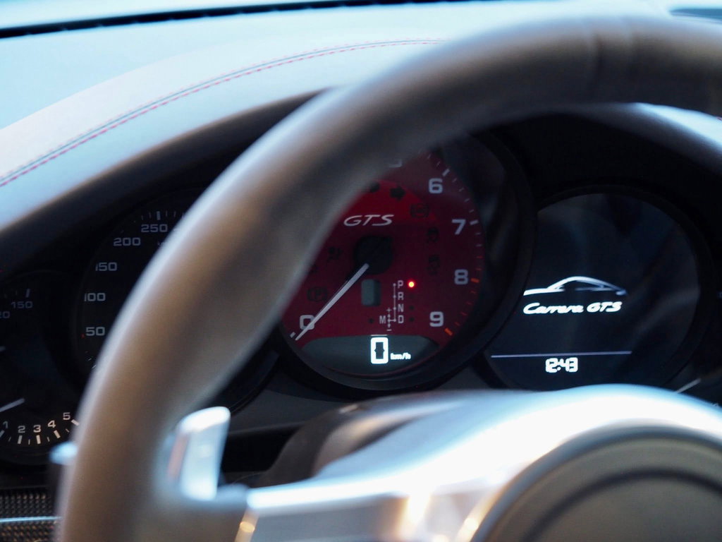 Porsche 991 Carrera GTS