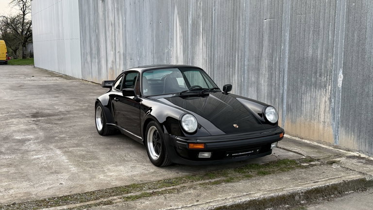 Porsche 911 Turbo 3.3