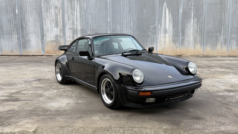 Porsche 911 Turbo 3.3