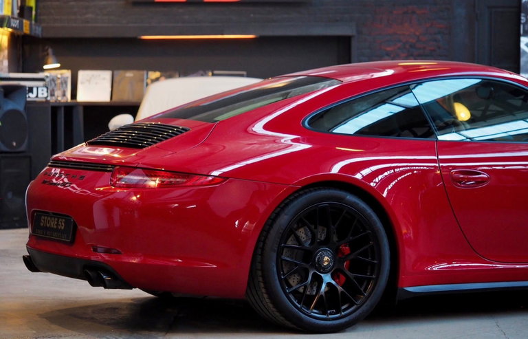 Porsche 991 Carrera GTS
