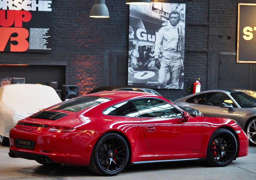 Porsche 991 Carrera GTS