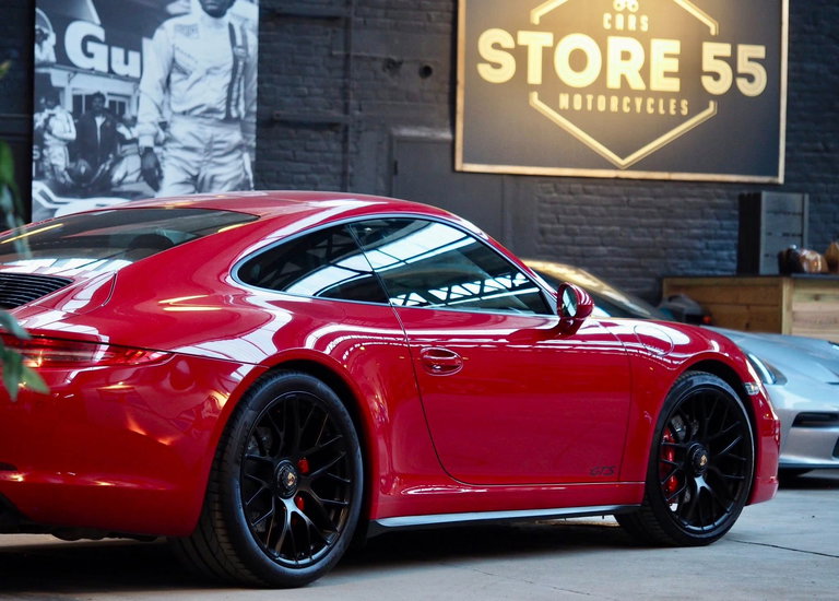 Porsche 991 Carrera GTS