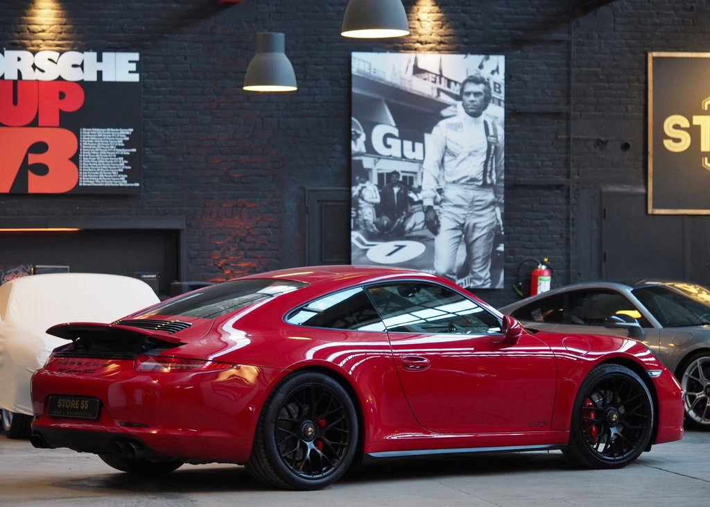 Porsche 991 Carrera GTS