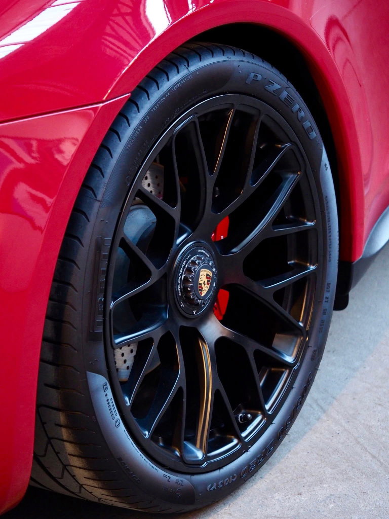 Porsche 991 Carrera GTS
