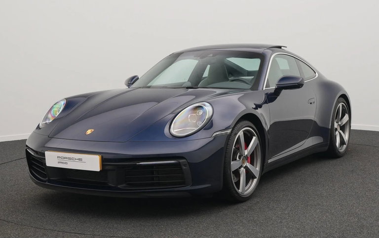 Porsche 992 Carrera 4S