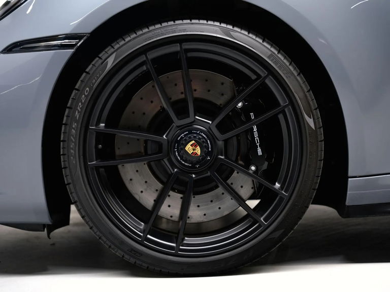 Porsche 992 Targa 4 GTS