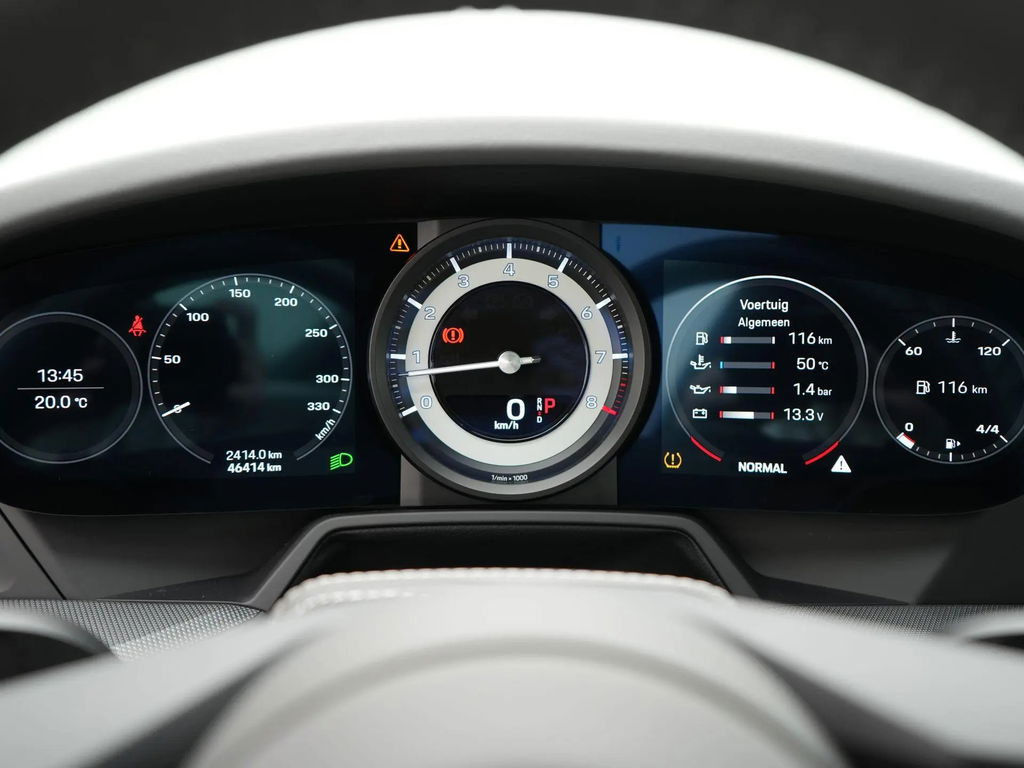 Porsche 992 Carrera 4S