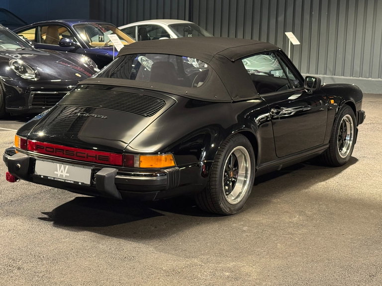 Porsche 911 Carrera 3.2