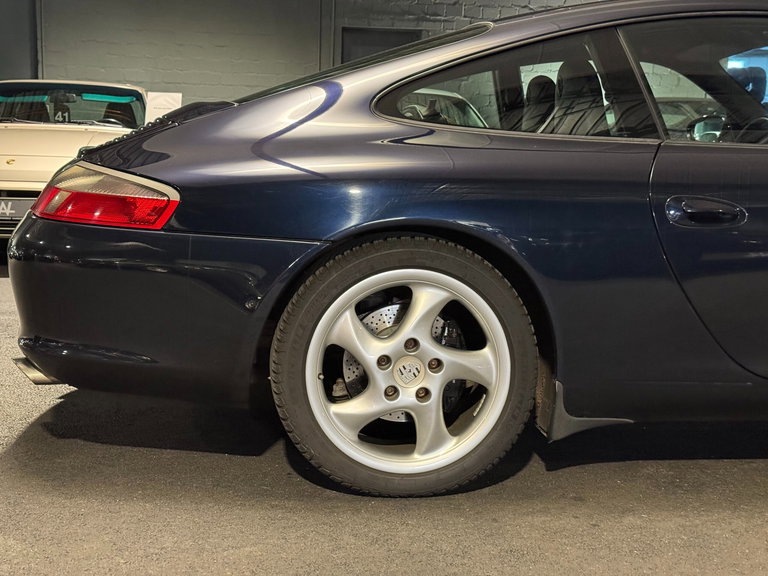 Porsche 996.2 Carrera