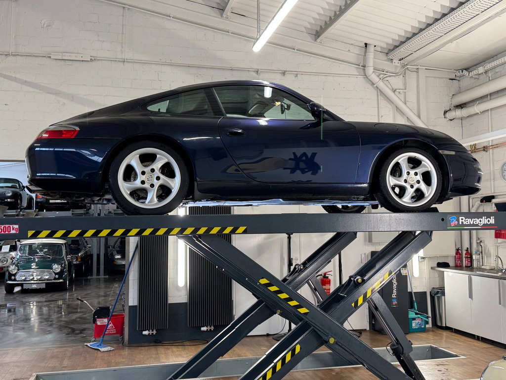 Porsche 996.2 Carrera