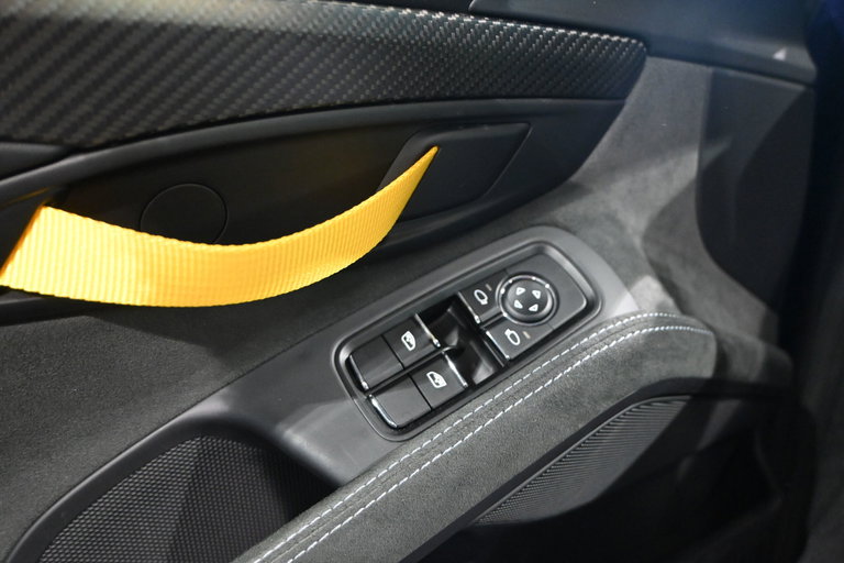 Porsche 718 Cayman GT4 RS