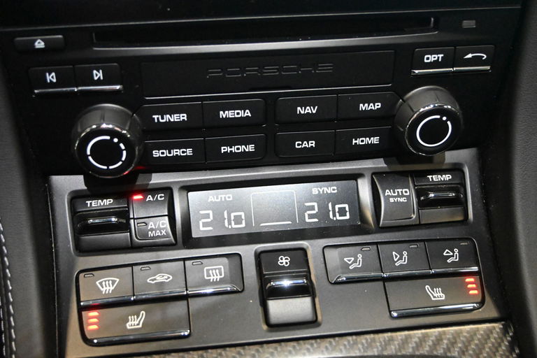 Porsche 718 Cayman GT4 RS