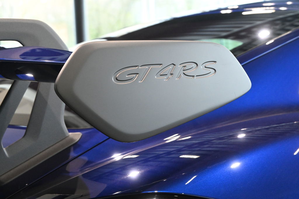 Porsche 718 Cayman GT4 RS