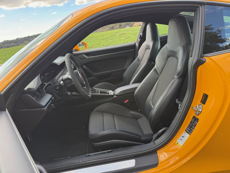 Porsche 992 Carrera S