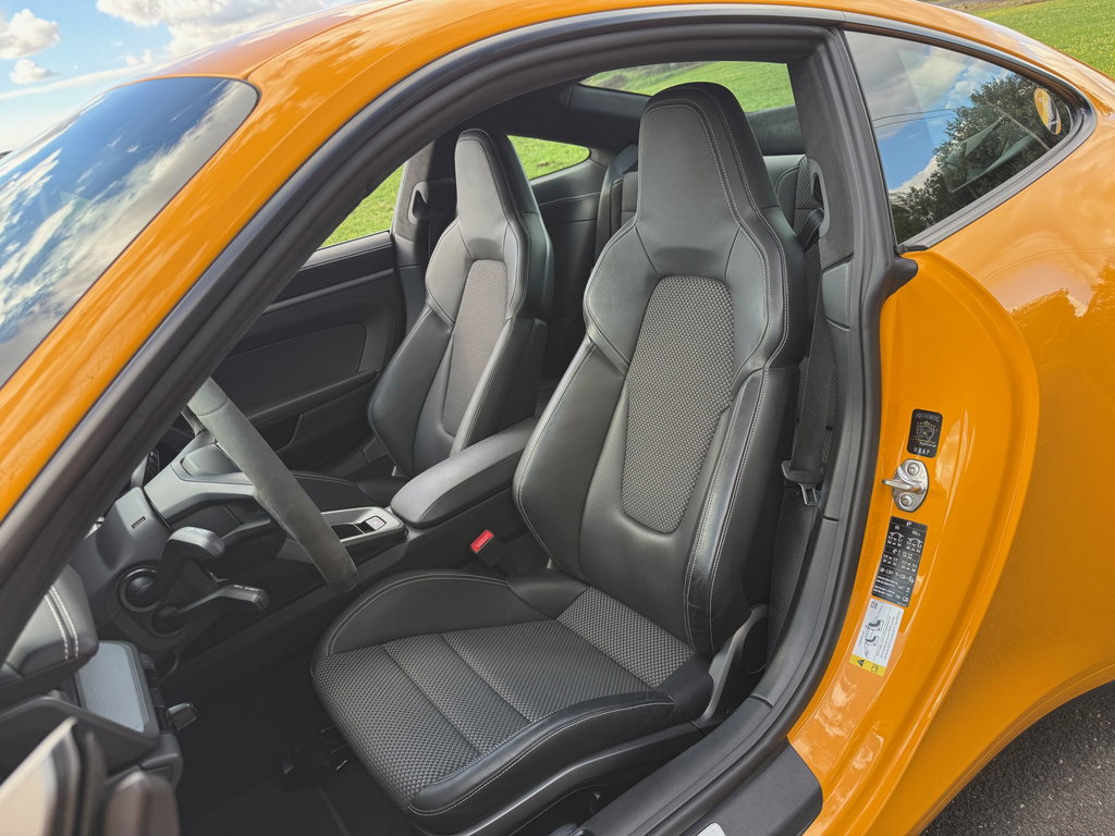 Porsche 992 Carrera S