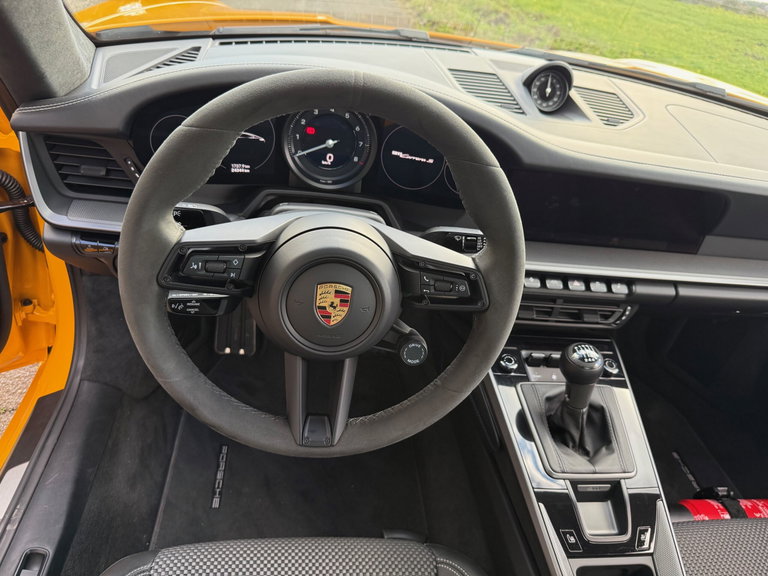 Porsche 992 Carrera S