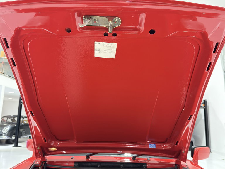 Porsche 911 Carrera 3.2