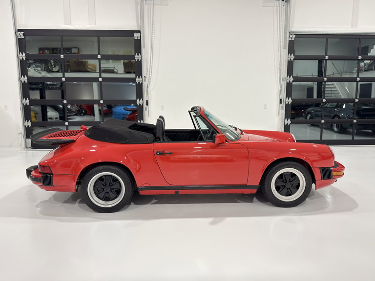 Porsche 911 Carrera 3.2