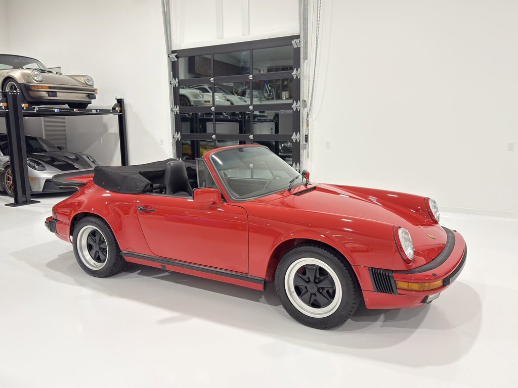 Porsche 911 Carrera 3.2