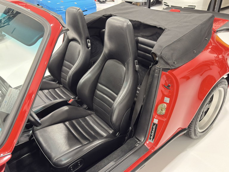 Porsche 911 Carrera 3.2