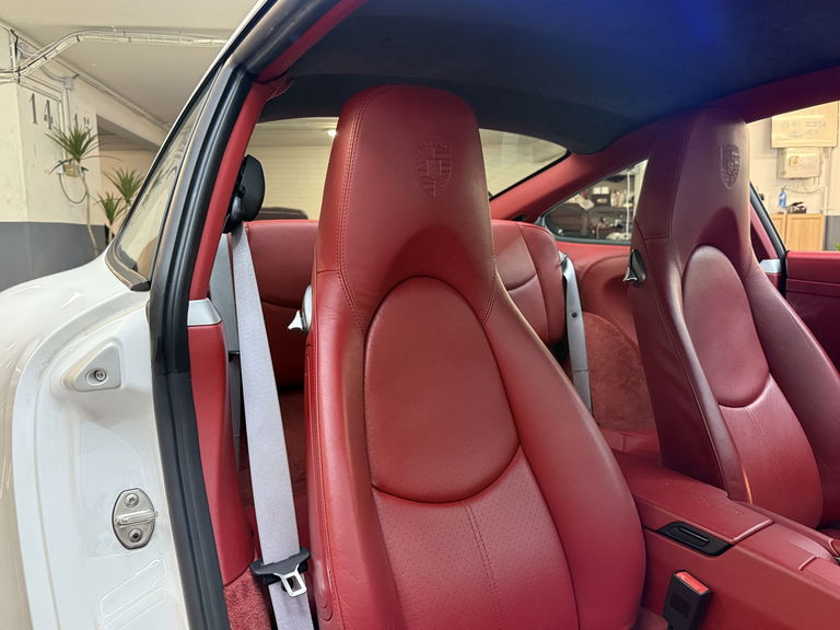 Porsche 997.2 Carrera 4S
