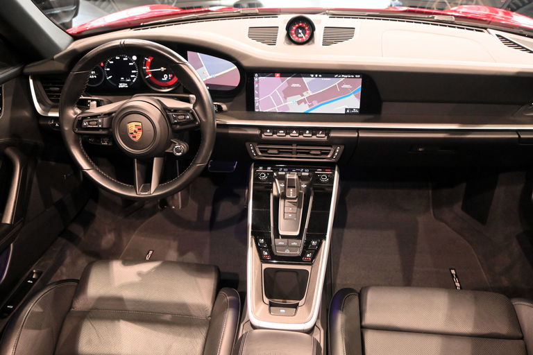 Porsche 992 Carrera 4S