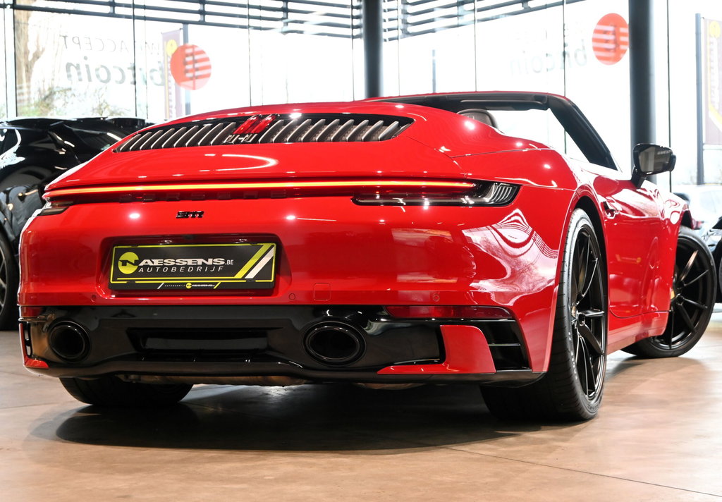 Porsche 992 Carrera 4S