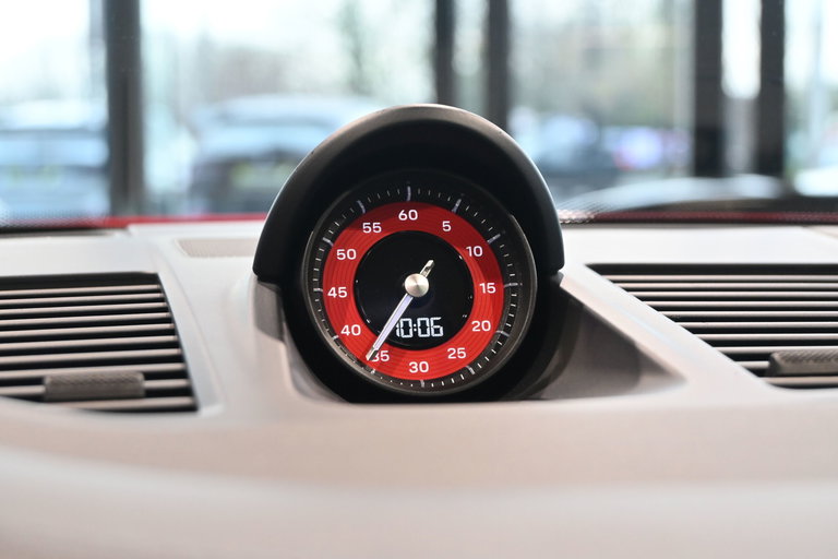 Porsche 992 Carrera 4S