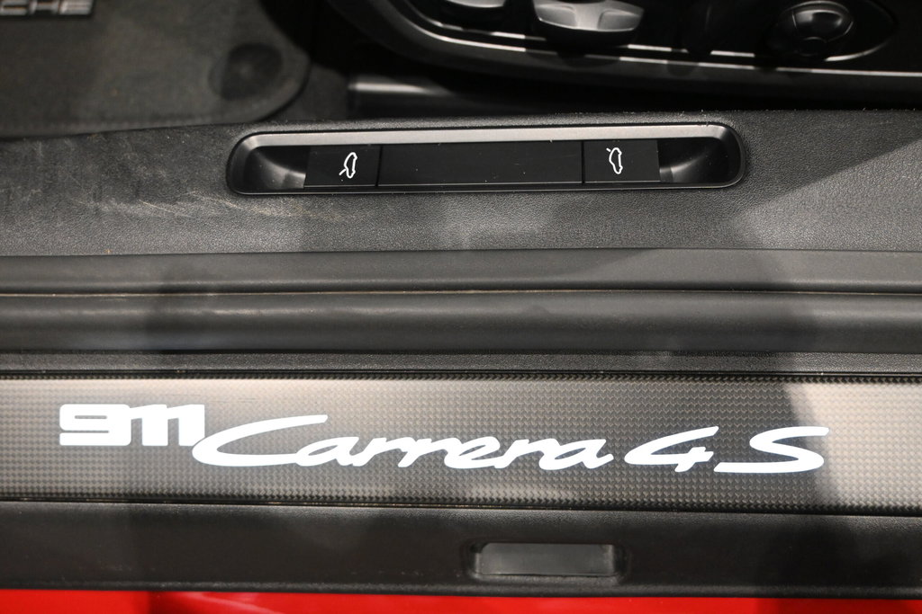 Porsche 992 Carrera 4S